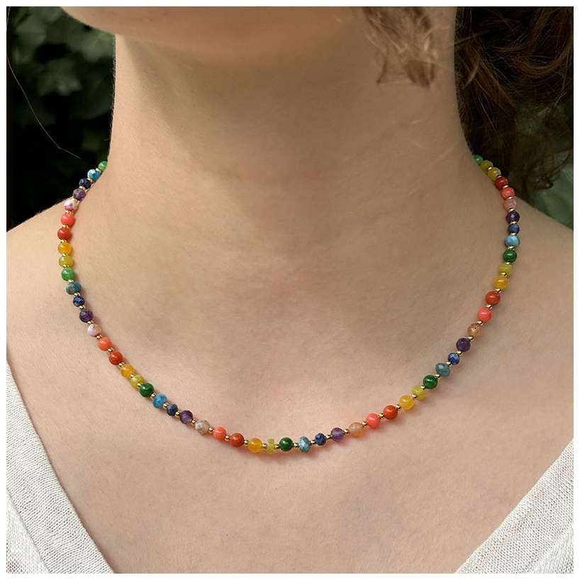 Collier arc-en-ciel pierre naturelle